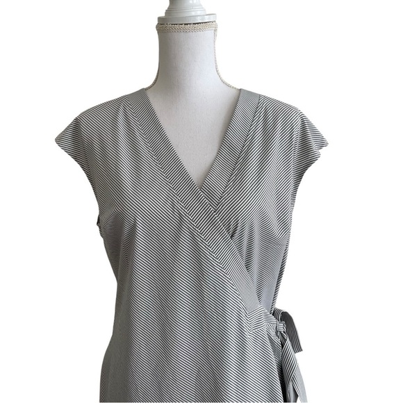 Athleta Newport Wrap Dress City Stripe Black/Sea Salt Medium - Picture 9 of 13